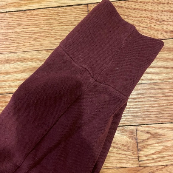 Hollister Size XS Comfy Jogger - Picture 3 of 11